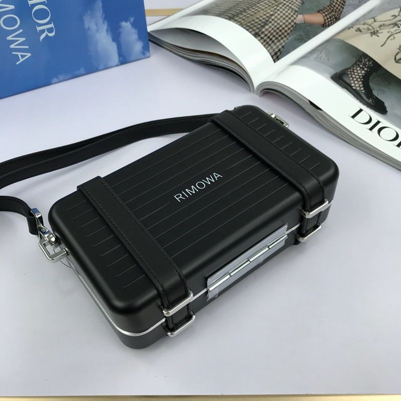 追跡付き発送ディオールxRIMOWA 注目のコラボ☆ パーソナルクラッチバッグコピー dey65157