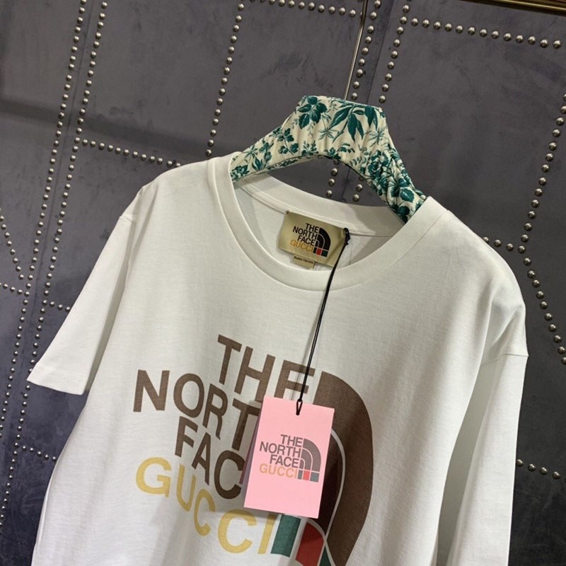 日本未入荷 グッチ×ノースフェイス コラボ★スペシャルロゴTシャツ 偽物 Noi26522