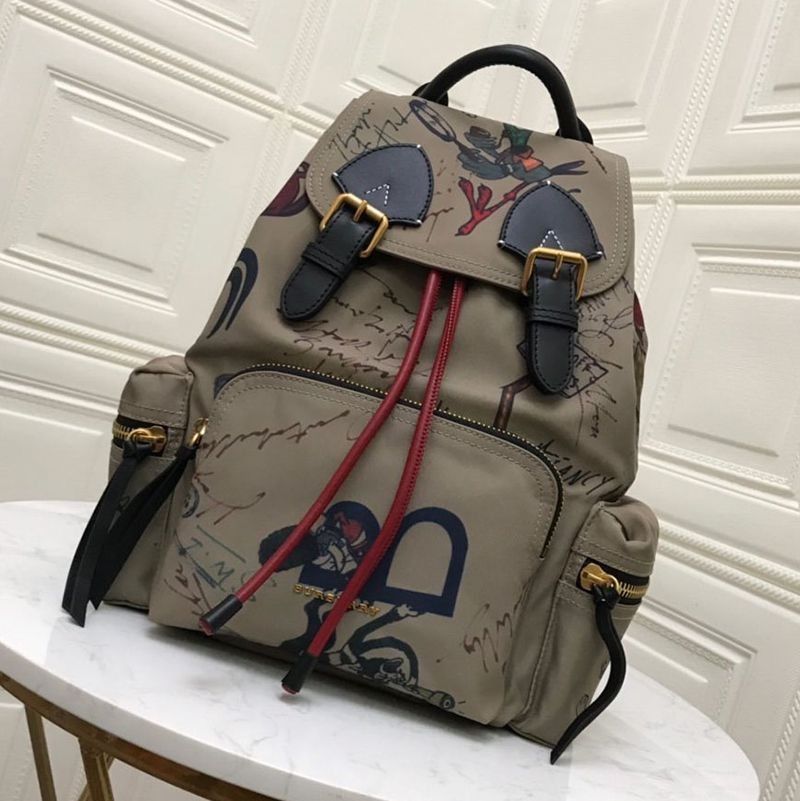 秋冬新作★バーバリー リュック コピー★ The Rucksack ナイロンバックパック Bab46861