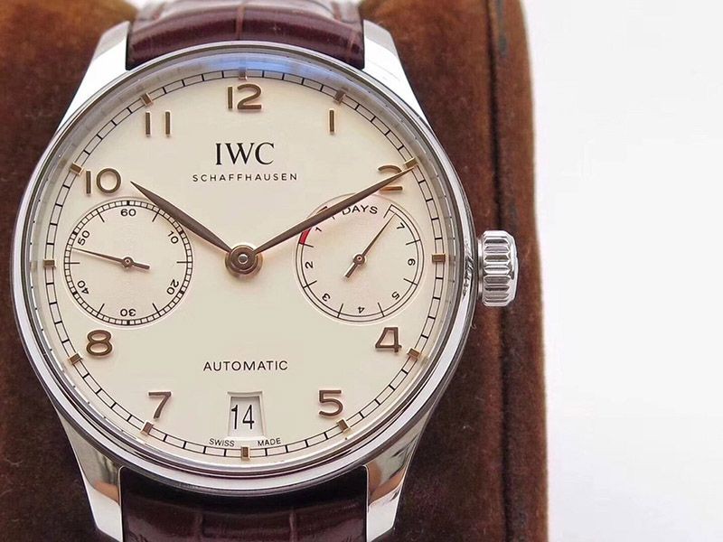 セール新作IWC 偽物 ポルトギーゼ オートマティック 7デイズ iwi02609