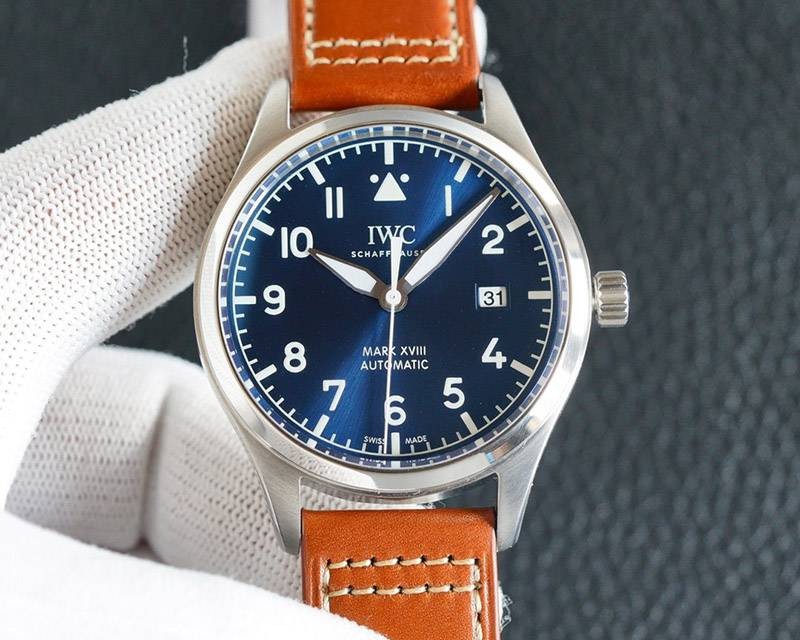 世界中で大人気♪IWC コピー パイロットウォッチ マーク18 プティプランス iwx76613