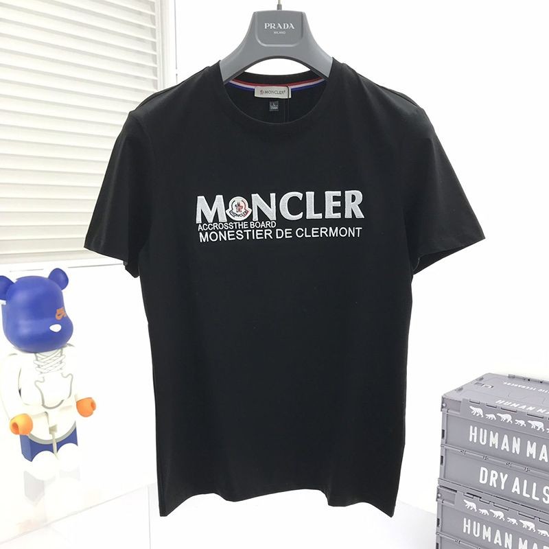 《大人気》◆モンクレール◆ブラック ロゴ コットン Tシャツ スーパーコピー mov62568