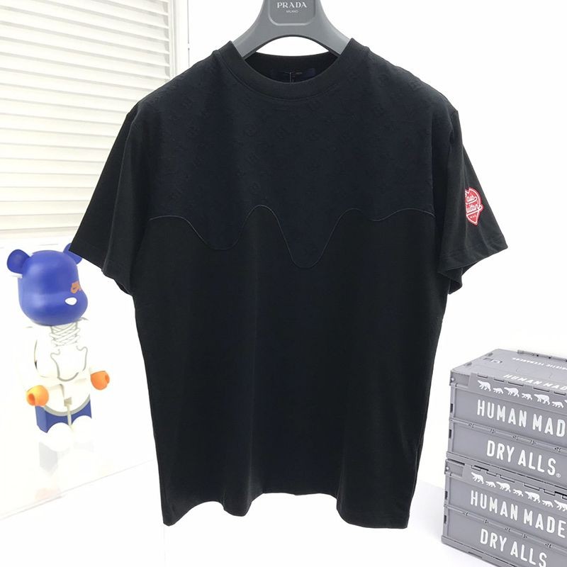 人気急上昇◆​ルイヴィトン◆Tシャツ スーパーコピー トップス 半袖 メンズ レッド vuf92226