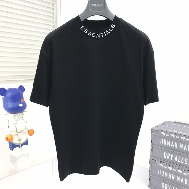 入手困難Fear of God【エッセンシャルズ コピー】キッズ半袖ロゴ入りＴシャツ fee59283