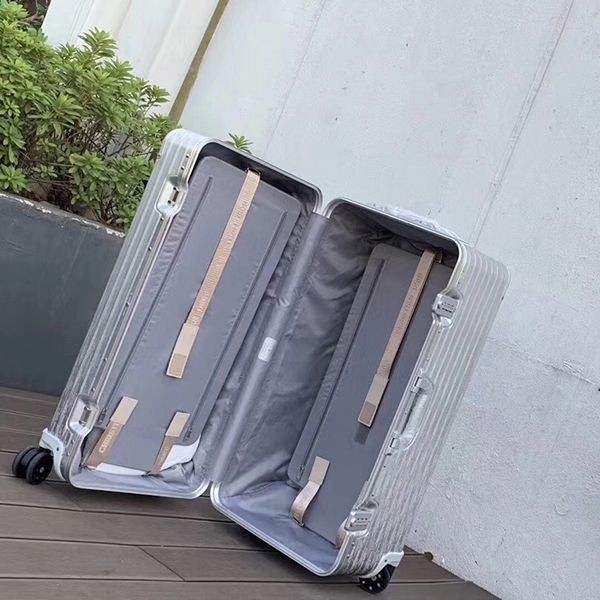 ディオール×RIMOWA 偽物 トランク キャリーケースブルー 33 インチ dez10381