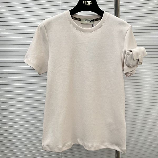 最新でオシャレフェンディ バゲット FFバックル付きコットンTシャツ 偽物 feu76258