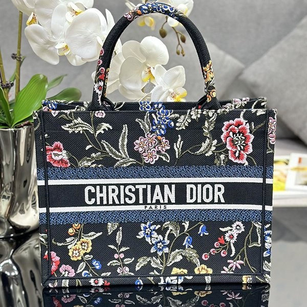 容量大!!ディオール ブックトート 偽物 Dior Petites Fleurs刺繍 deb77065