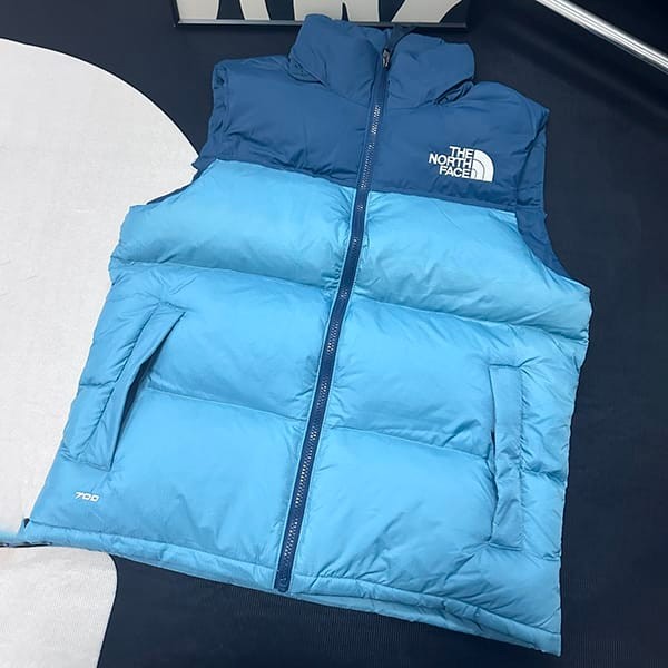 世界中で大人気♪ノースフェイス コピー Nuptse 1996 レトロ ヌプシ ベスト Nop38181